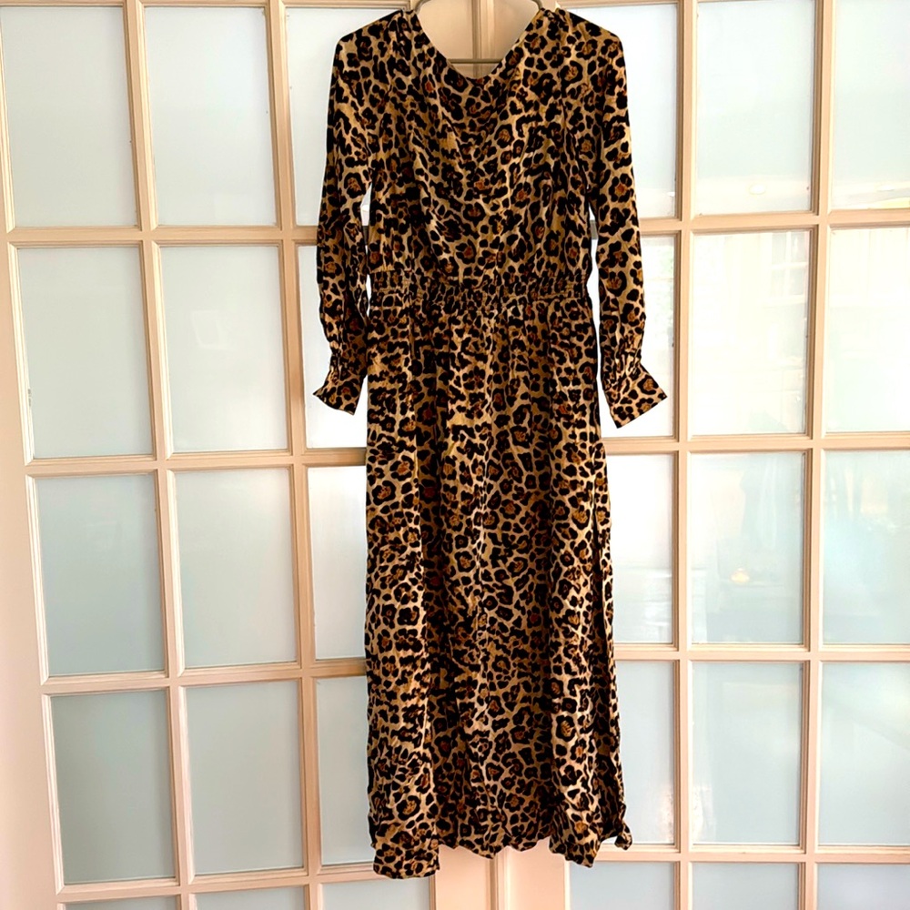 Ann Taylor Loft cheatah print dress size Sm/MED